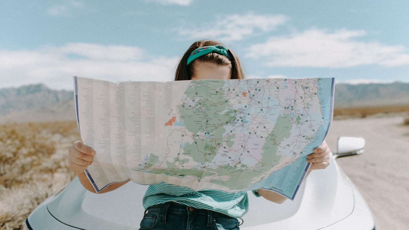 Map finding location for travel